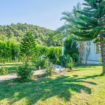 Villa Heights Argáka